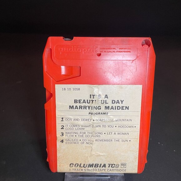 Its a beautiful day marrying maiden 8-track - Picture 2 of 2